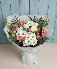 Букет цветов из:  Розы, Лизиантусы и Хризантемы в Беслане