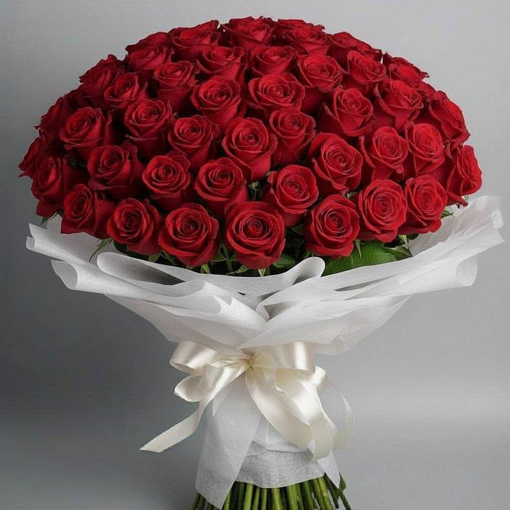 Букет 101 Красная роза Блэк Мэджик в Беслане
