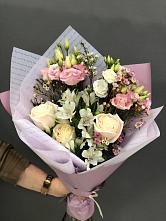 Букет цветов из:  Альстромерии, Розы и Лизиантусы #REPLACE_PRED# Беслане