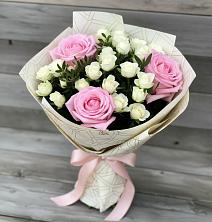Букет цветов из:  Розы в Беслане