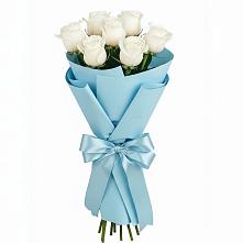 Букет 7 белых роз Проуд в Беслане