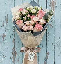 Букет цветов из:  Розы в Беслане