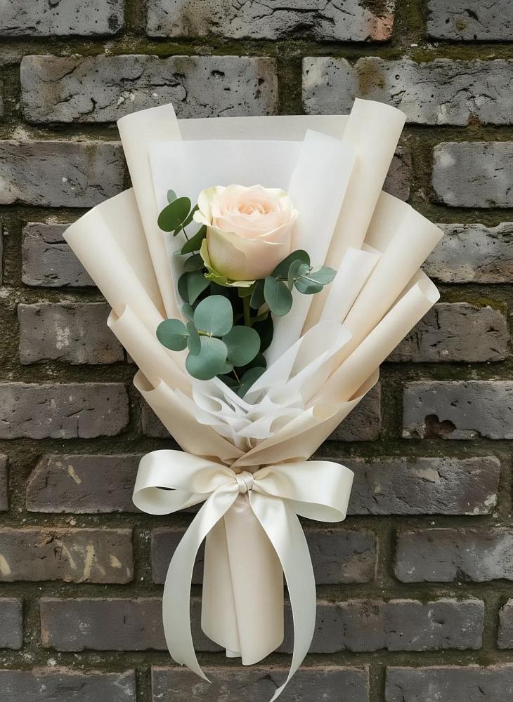 Букет цветов из: Розы в Беслане