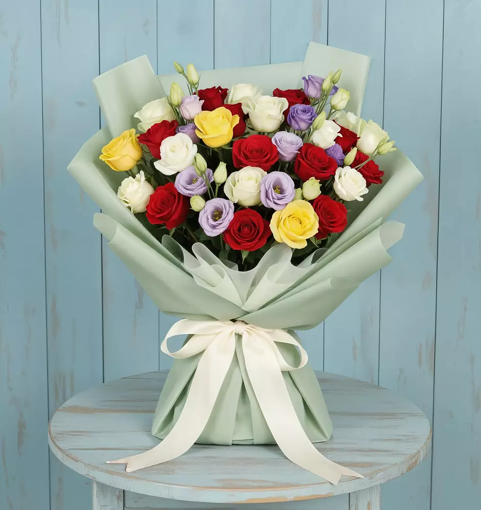 Букет цветов из: Розы в Беслане