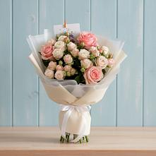Букет цветов из:  Розы в Беслане