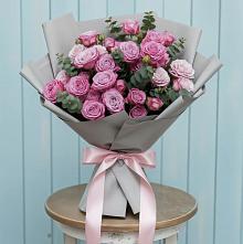 Букет цветов из:  Розы в Беслане